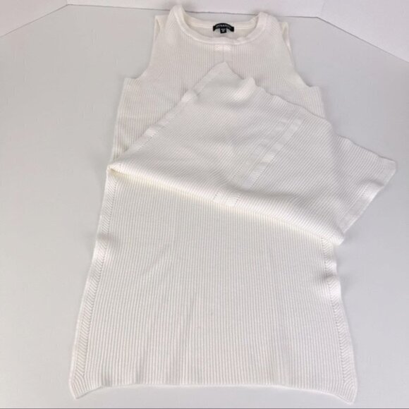 Dynamite - Women’s White sleeveless stretchable sweater. Size: XS - Picture 5 of 8